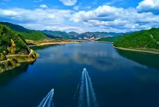 秋季最美的大梅山‖浑江金秋游推荐路线_吉林旅游/玩耍攻略