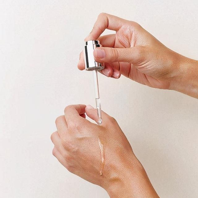 雏菊的天空身体乳祛痘