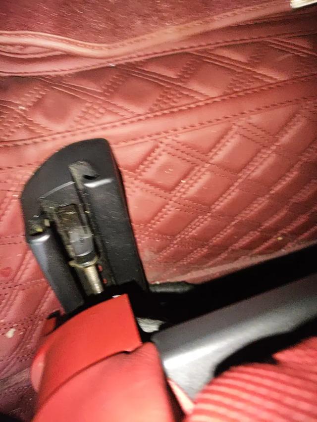 27萬多拿下保時捷Panamera，圓你一個跑車夢？ - 