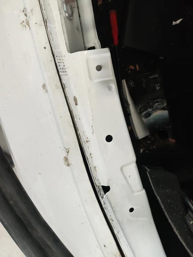 11萬多拿下奔馳C級，體驗豪華品牌的駕駛樂趣 - 