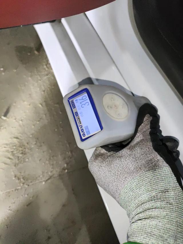 27萬多拿下保時捷Panamera，圓你一個跑車夢？ - 