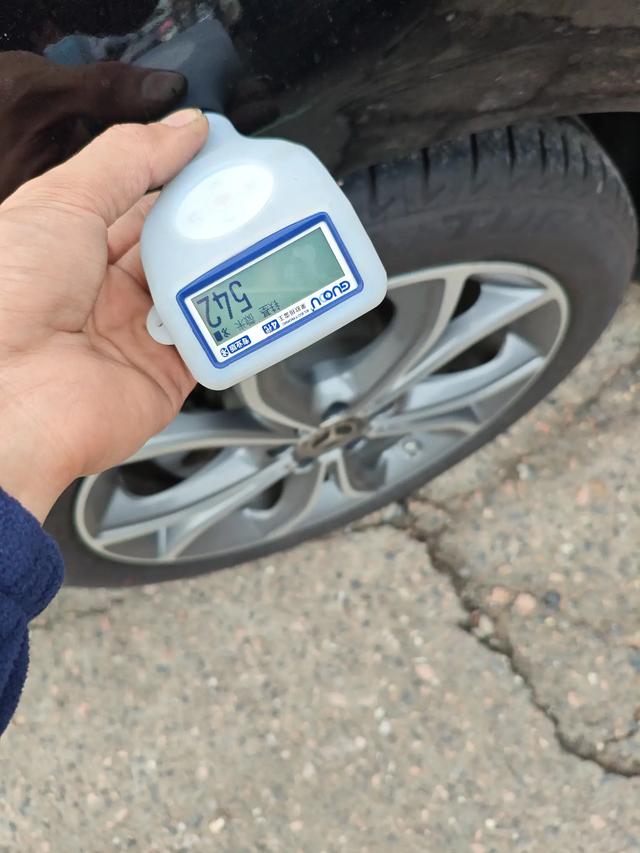 30多萬拿下行政座駕，二手奔馳E級體驗！ - 