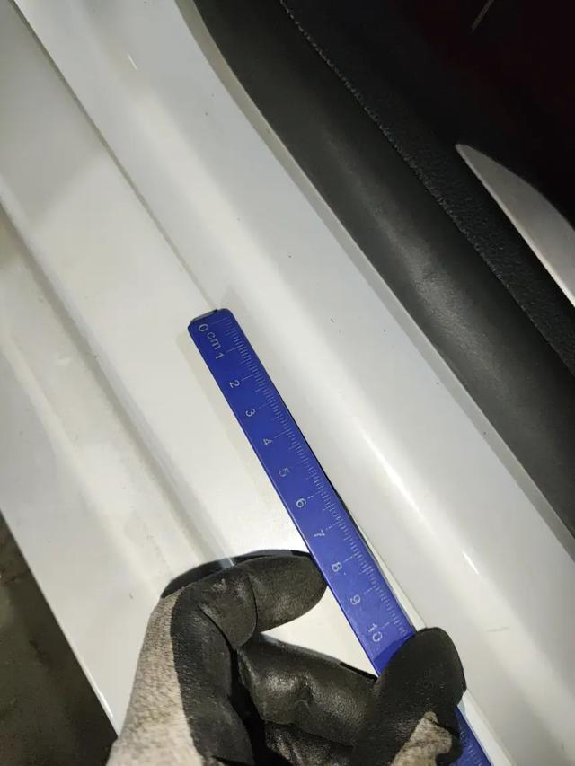 27萬多拿下保時捷Panamera，圓你一個跑車夢？ - 