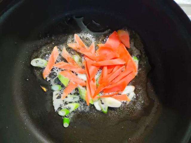 阳春三月，养肝“黄金期”，10食物要多吃，滋阴养肝，越吃越年轻