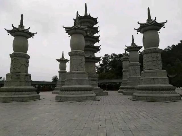 你知道寺院義工嗎？記錄我的十一天寺院義工生活
