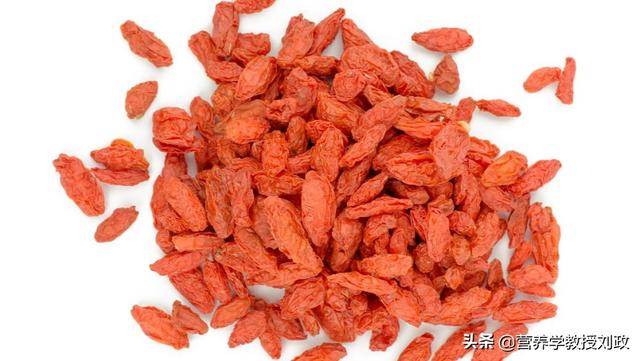 枸杞是价廉物美的滋补品，从现代医学观点谈谈它的保健功能与吃法