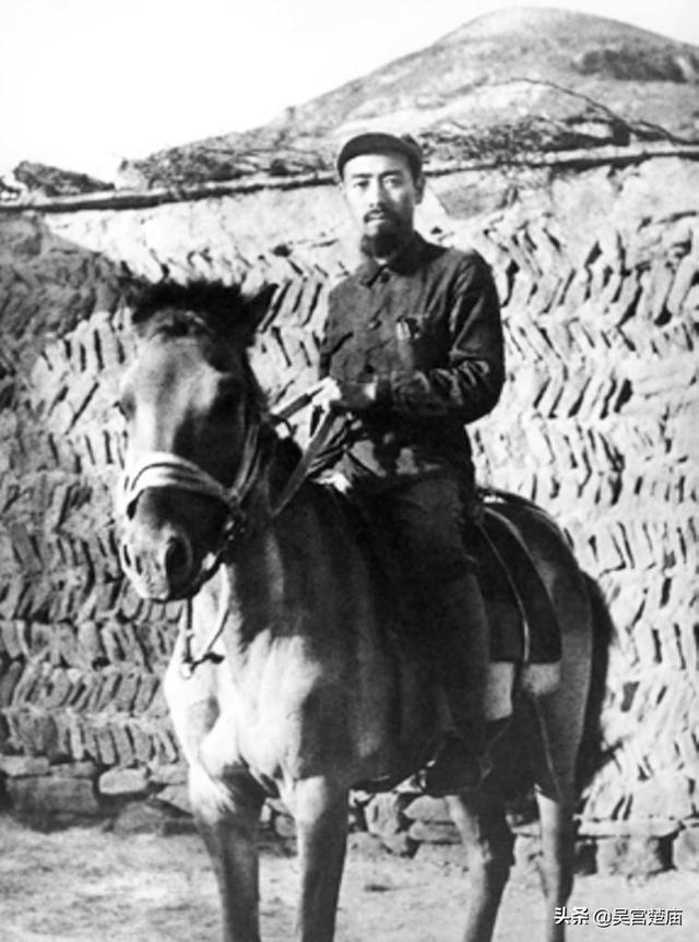 毛泽东为什么能在遵义会议上崛起？