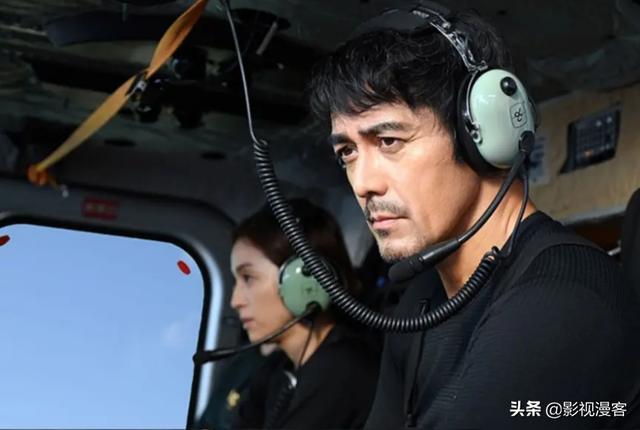 史上首次與好萊塢合作劇 水下罪案搜查班 寬叔演技炸裂 全網搜