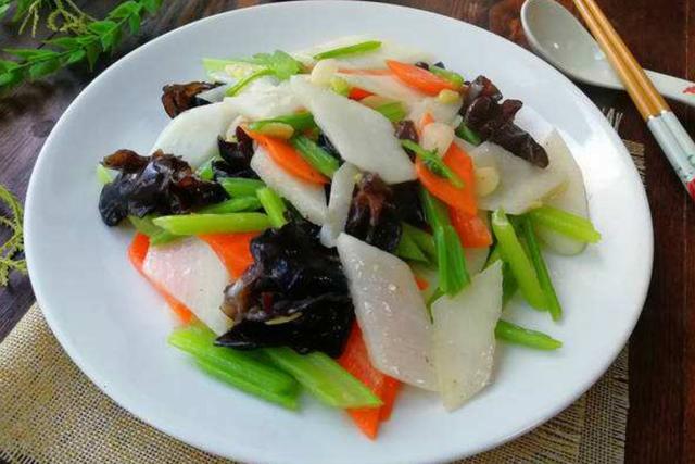 初春遵循“少酸多甜”，记得多吃这6种“甜味”食物，养肝健脾胃