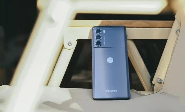 仅售2499元！12+512GB+一亿像素，多次“断货”，骁龙8系性能稳定