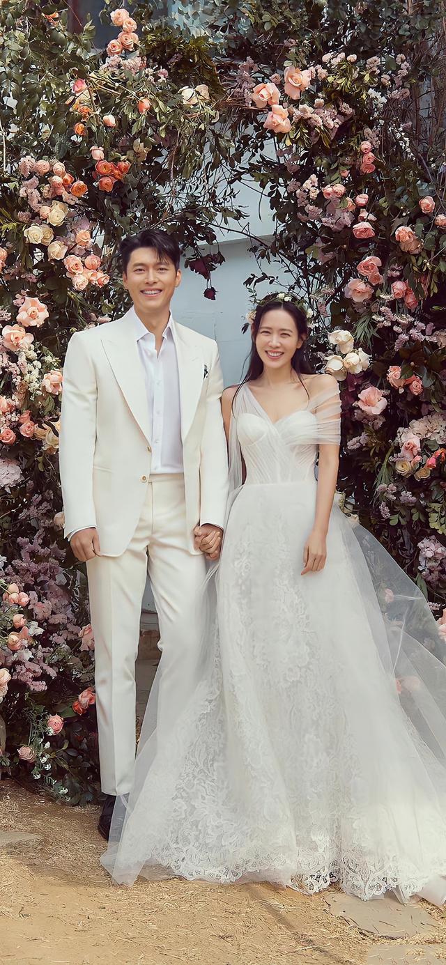 3月最后一天，结婚、息影、车祸、发声夺儿女，真实的人世间