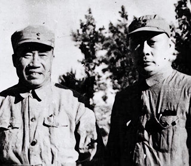 1972年，毛主席穿睡衣参加陈毅追悼会，遗孀眼含泪花：您怎么来了