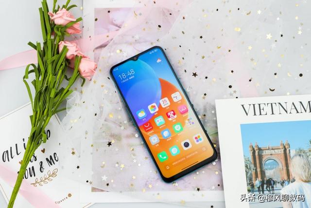 酷派闯进中端市场，5700mAh新机，12+256G放在2699