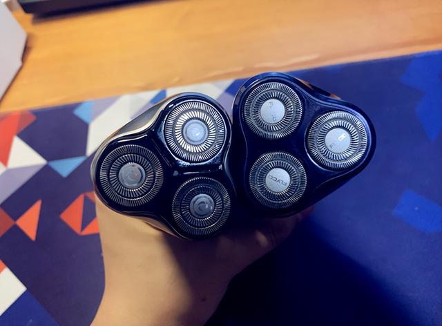 手上的飞科不香了，小米众筹“爆款剃须刀”上线，14天卖出28万台