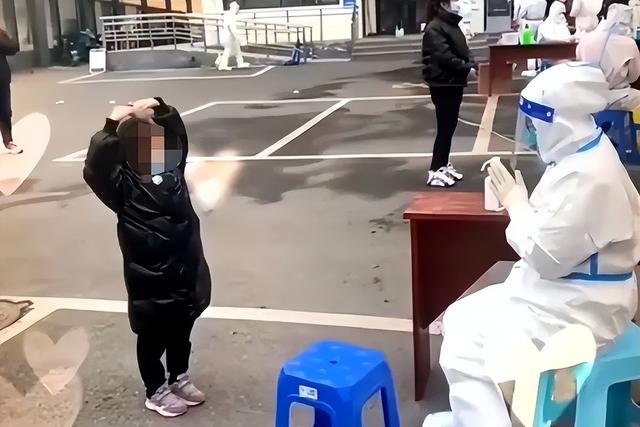 「记者调查」小孩来跳舞(三岁小孩跳舞)