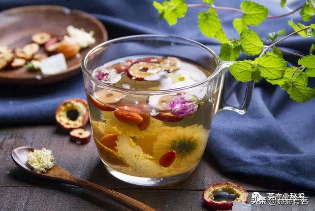 喝花草茶健康吗？喝花草茶的注意事项