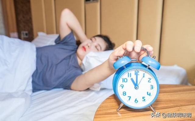 早春养胃，少碰一物，多饮二水，坚持三勤，做好四事，胃会感激你