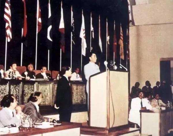 “克什米尔公主号”空难，周恩来险遭暗杀，遗憾真凶逃脱