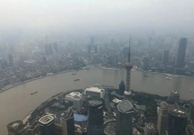 5个月确诊30万，短短2个月消灭，那年的上海等到过春天
