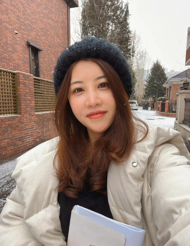 员工喊话张小波：我怀了你的孩子，生活很困难，求你把工资发给我