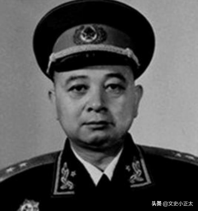 1955年授衔结束，台下还站着一人，周总理问他原因：没念到我名字