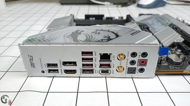 国产内存条真的杀疯了！采用长鑫颗粒，台电马甲条150元8G