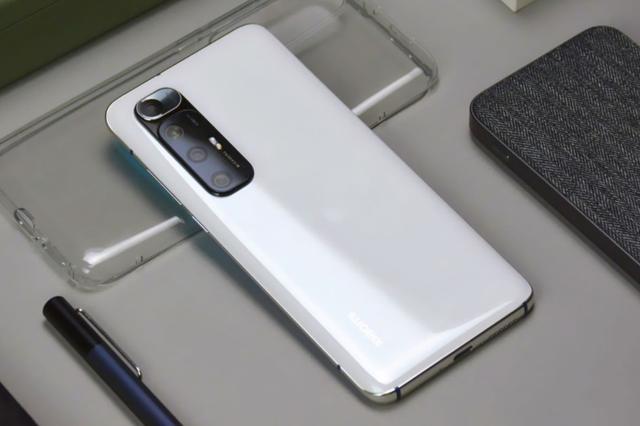 小米10S或成为新一代神机，接替“钉子户”小米6的传奇