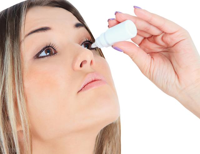 眼疲劳要注意，科学方法护眼睛，时刻记心中