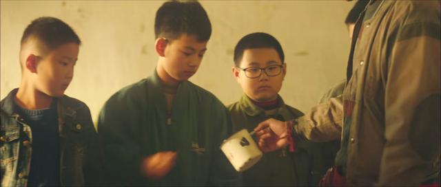 没想到，3月还没过完，“东北往事宇宙”就打出了一副王炸