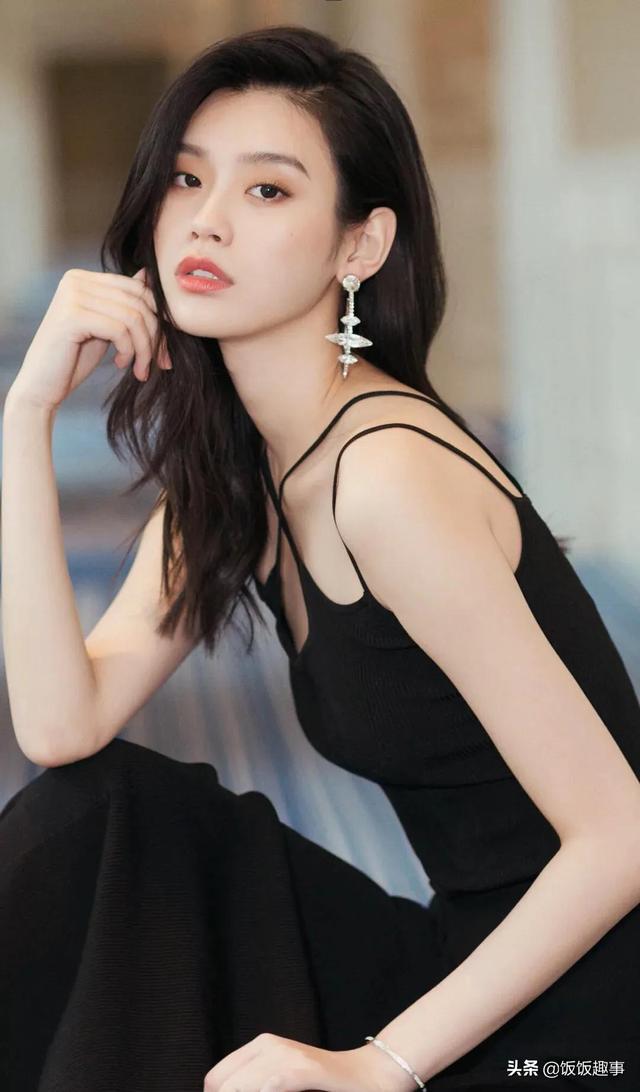 中国腿最长的女明星前十名(15位拥有纤细美腿的女明星)(156)