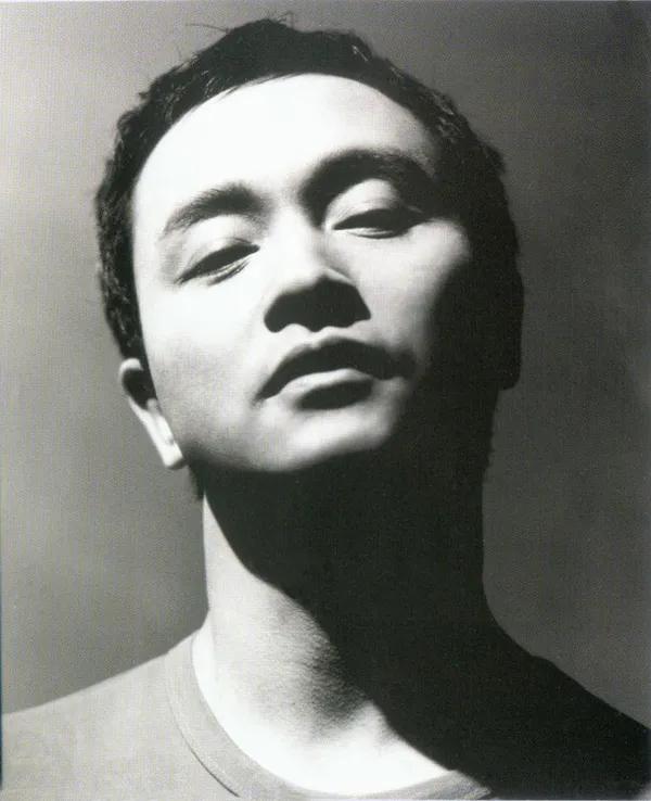 19年后才懂张国荣：他悲剧人生的关键，不是挚爱唐鹤德也非张柏芝
