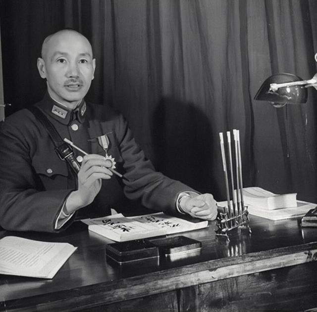 抗美援朝期间，蒋介石3次出兵均遭拒绝，美方：无兵可派也不用他