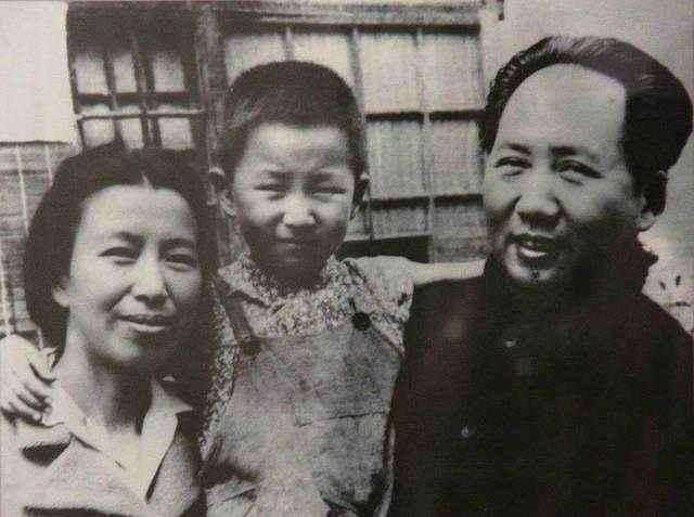 李讷获父爱最多，32岁离婚，毛主席得知原因落泪：讷娃婚事草率了