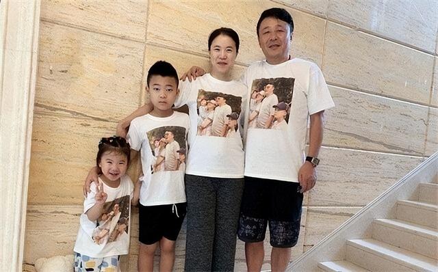 王楠女兒懂事！富豪老爹烤地瓜花生，笑笑：先嘗嘗，不好吃浪費了 - 天天要聞