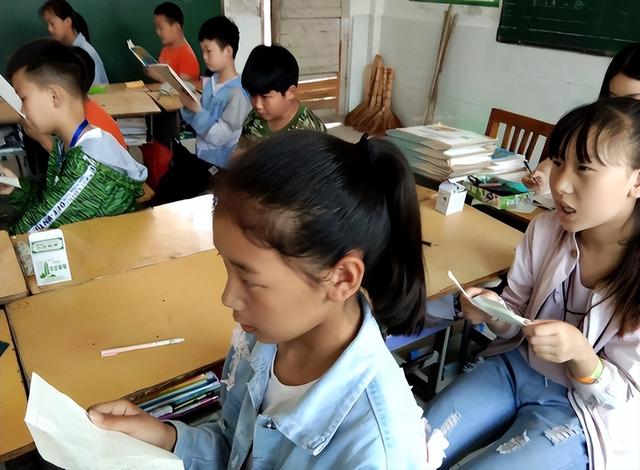 继双减之后，教育部又发新通知，义务教育迎来“大地震”