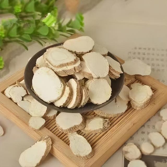 甲状腺结节不能吃鱼？院士：少吃3种食物，对稳定甲功或有好处