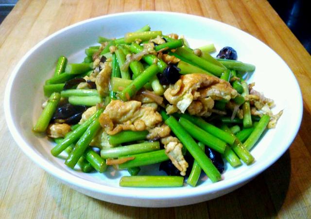 肺纤维化患者可以常吃哪些蔬菜和肉？有哪些禁忌？