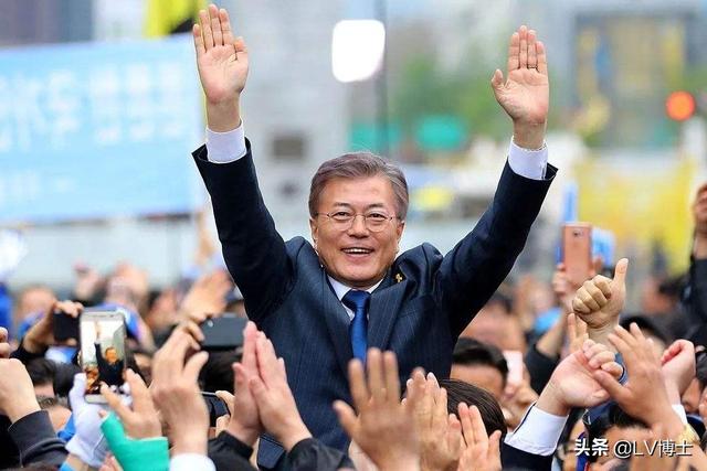 韩国政坛风云再起！尹锡悦向文在寅施压，朴槿惠力挺“亲信”从政