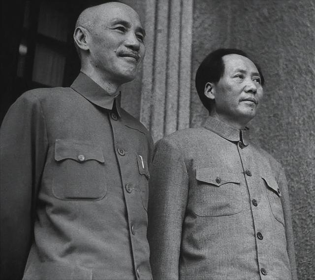 决战之际，美国一眼看出毛主席与老蒋的3大不同，断言毛泽东必胜