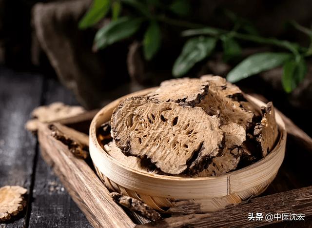 春天肝火旺，一个七味药材组成的中成药，助你疏肝气、泻肝脏之火