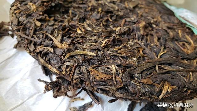 隔夜茶喝了会致癌？央视试验说出真相，隔夜的东西到底哪些不能吃