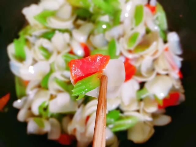 阳春三月，养肝“黄金期”，10食物要多吃，滋阴养肝，越吃越年轻