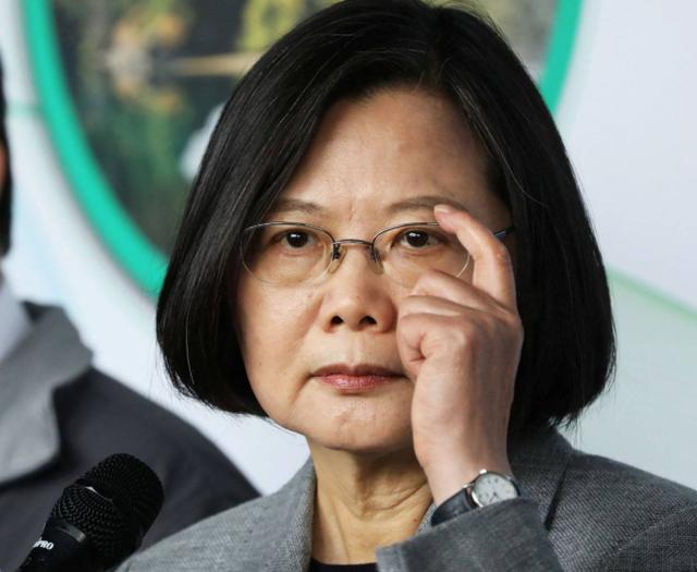 华春莹回应是否制裁俄罗斯，台当局也给自己加戏：将限制对俄出口