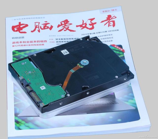 西部数据黑盘和希捷酷狼pro（超级数据中心希捷酷狼Pro）(4)