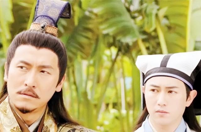野史：皇帝上联：灯明月明，大明一统，无人敢对，一神童对出下联