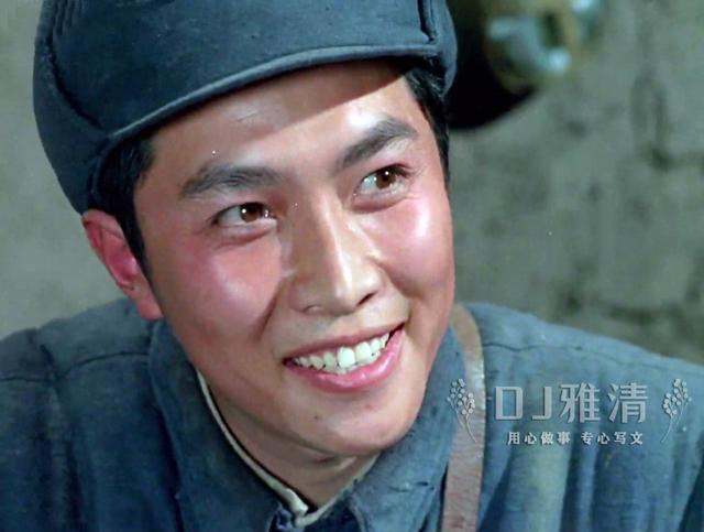 八一厂的演员,基本上都具有优秀的军人气质.