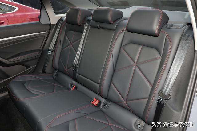 新车 | 小号帕萨特？实拍大众新款朗逸星空版，或4月北京车展上市
