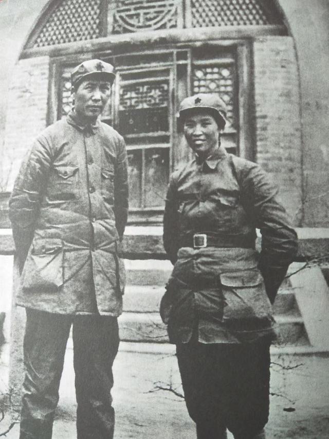 1959年，毛主席在庐山接见贺子珍，临别时说：我明天一定再来