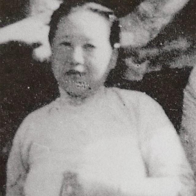 蒋介石一生一共娶过4个女人，却没有一个是蒋纬国的亲妈