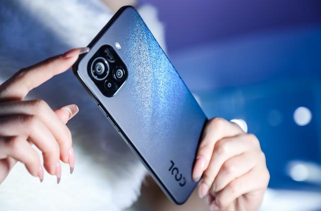 通宵整理！2021年影音娱乐体验最好的4款手机，可惜知道的人不多